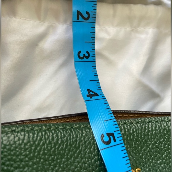 Michael Kors Forest Green Pebbled Leather Handbag - Picture 11 of 13